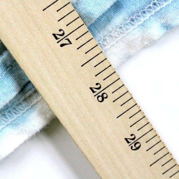 The Notorious B.I.G Tie Dye T-Shirt Men's Multicolor Short Sleeve Biggie Graphic - Picture 8 of 8